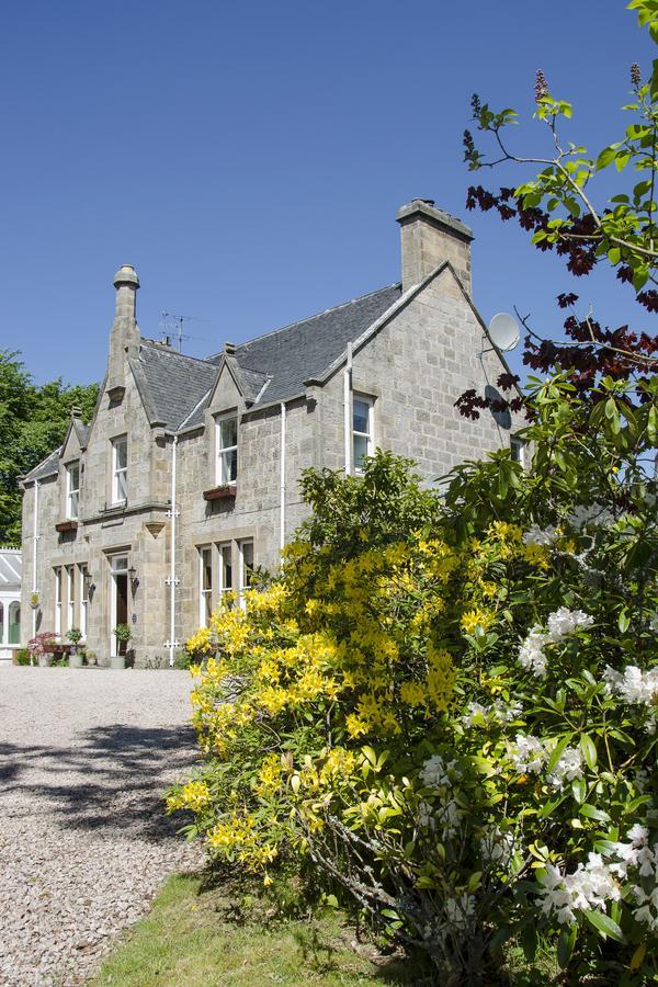 Ravenscourt House, Guest House Grantown-on-Spey Exterior foto