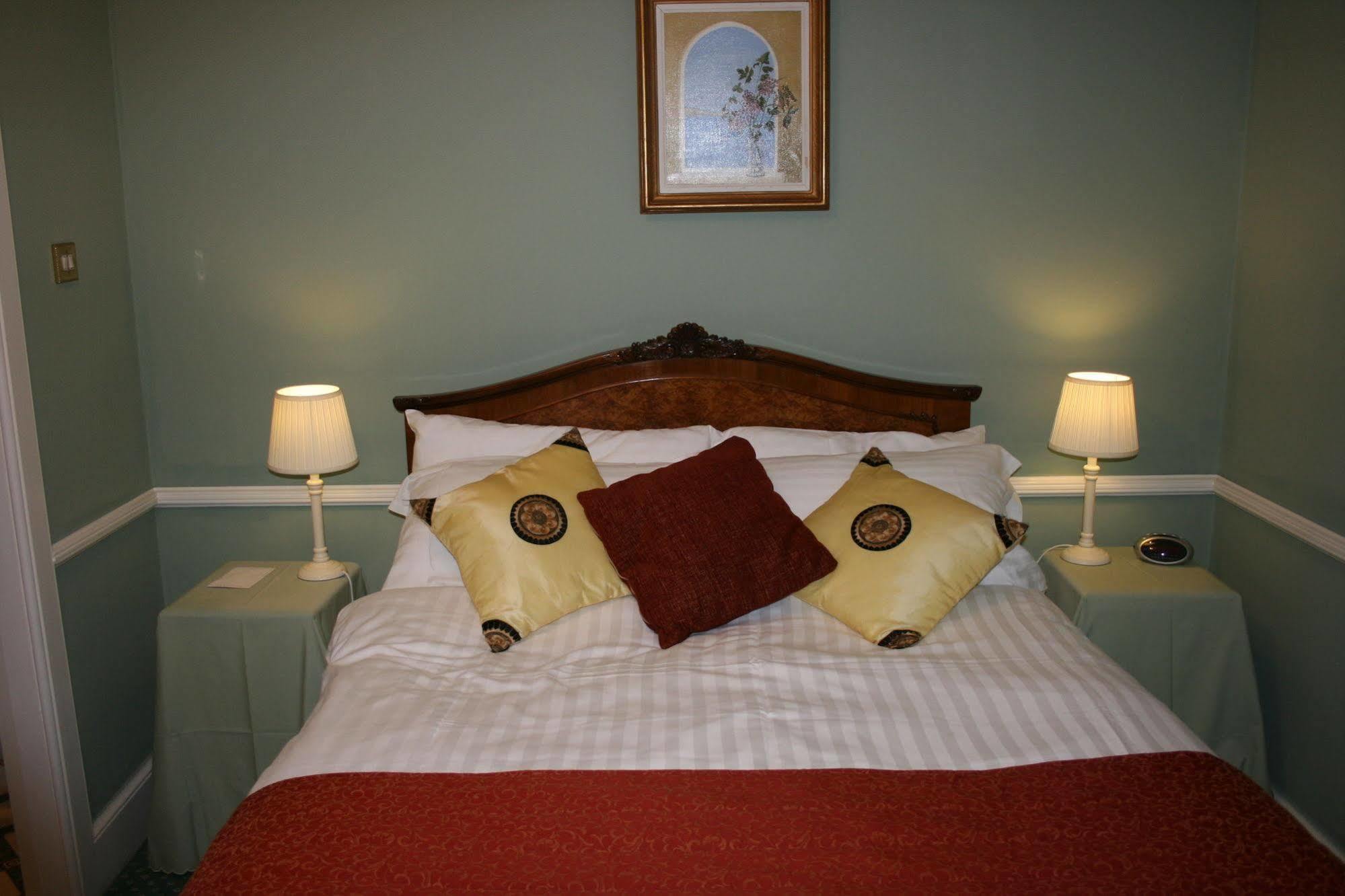 Ravenscourt House, Guest House Grantown-on-Spey Exterior foto